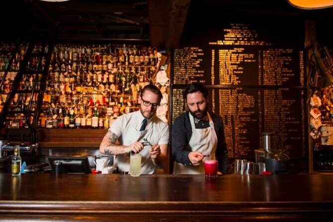 Self-Guided Scavenger Hunt: Sippin' Pretty in Sydney - The Experience in Action