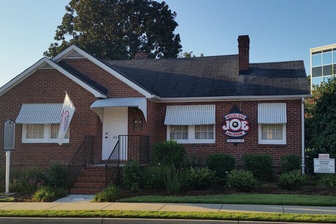 Self Guided Scavenger Hunt: The Great Greenville Gambit - Key Points