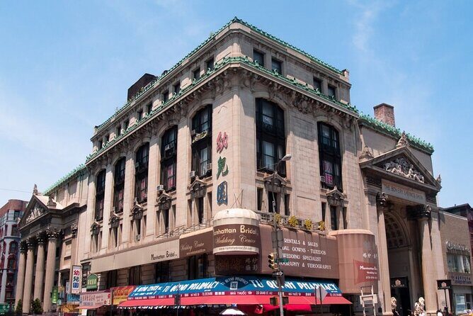 Self-Guided Scavenger Hunt: The Many Lives of Manhattan - Authenticity and Practicality