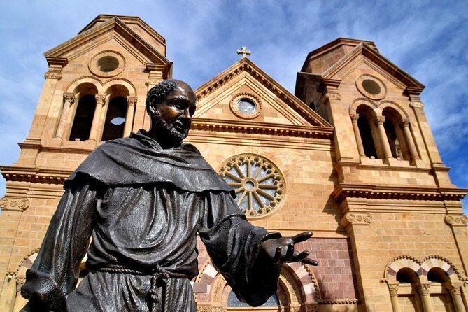 Self-Guided Scavenger Hunt: The Oldest Capital Comes Alive - Who Will Enjoy This Tour?