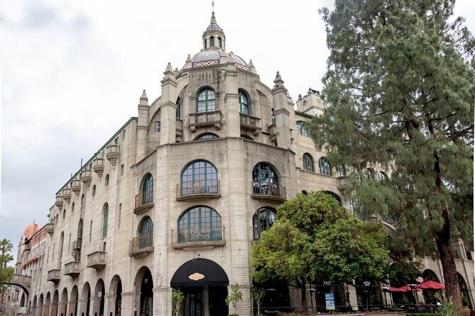 Self-Guided Scavenger Hunt: Universal Riverside - Self-Guided Scavenger Hunt: Universal Riverside