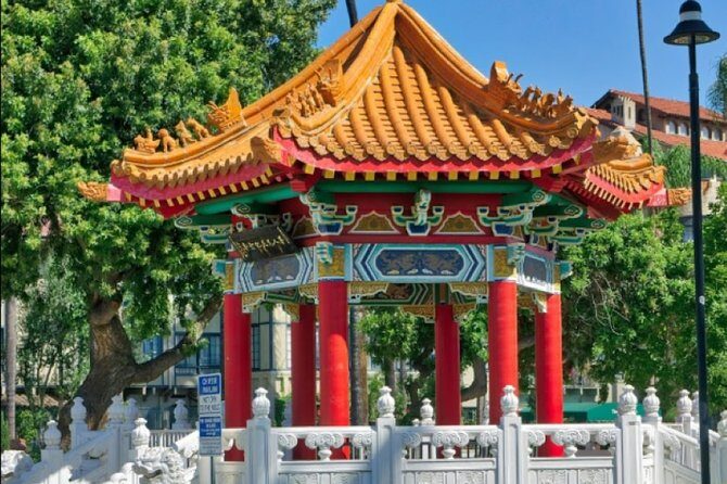 Self-Guided Scavenger Hunt: Universal Riverside - Key Points