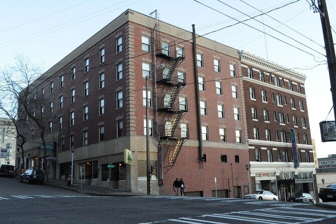 Self-Guided Seattle Scavenger Hunt: Plunging Seattles Depths - Self-Guided Seattle Scavenger Hunt: Plunging Seattles Depths — A Practical Guide