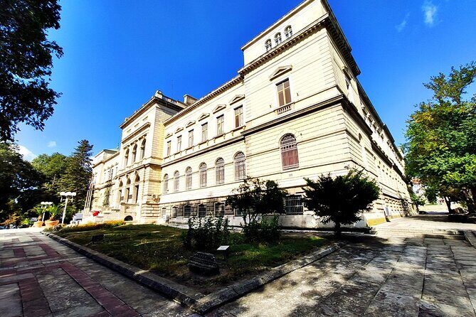 Self-guided tour in Varna Archaeological Museum + ticket - Exploring the Varna Archaeological Museum in Depth