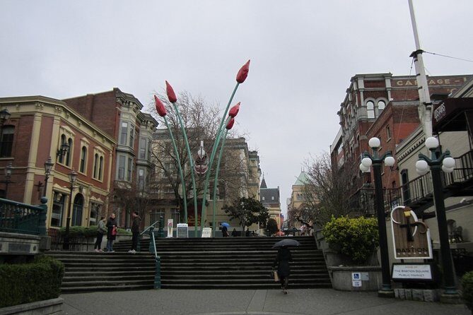 Self Guided Victoria Scavenger Hunt: Sea, Squares & Spirits - What to Expect from the Itinerary