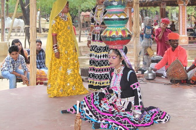 Self-Guided Visit to Chokhi Dhani With Dinner and Pick Up & Drop - Who Should Consider This Tour?