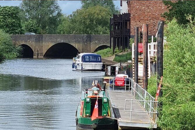 Self Guided Walk from Tewkesbury Abbey to Victoria Gardens - Authentic Experiences and Authenticity