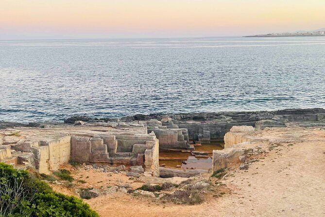 Self-guided Walking Tour and Outdoor Escape Game in Cala Millor, in German - FAQ