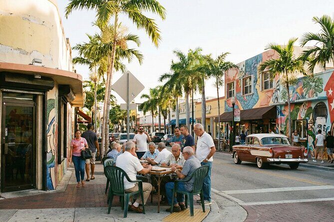 Self Guided Walking Tour at Miami - An In-Depth Look at the Miami Self-Guided Tour