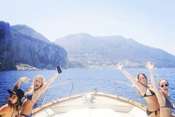 Selfie at Faraglioni, Water Taxi, Transfers in Capri! - Quick Overview