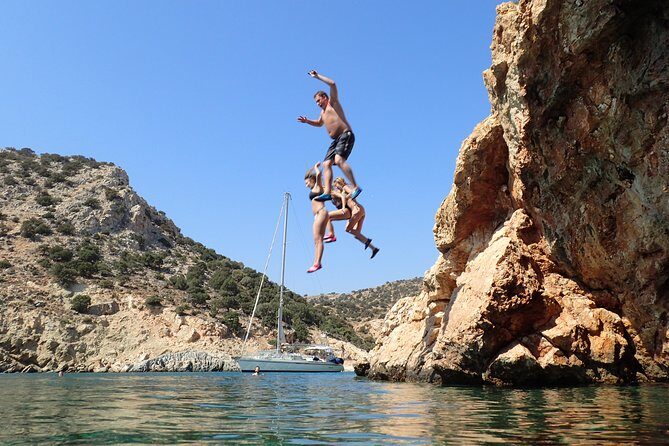 Semi-private Antiparos & Caves Blue Lagoon OR Rina Cave & Small Cyclades - Key Points