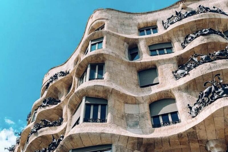 Semi-Private Barcelona Gothic, Parc Guell & Sagrada Familia - Who Will Love This Tour?