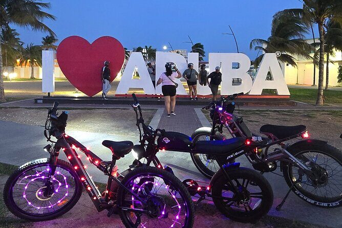 Semi-Private Christmas Edition Twilight Glow E-Bike Oranjestad - Who Should Consider This Tour?