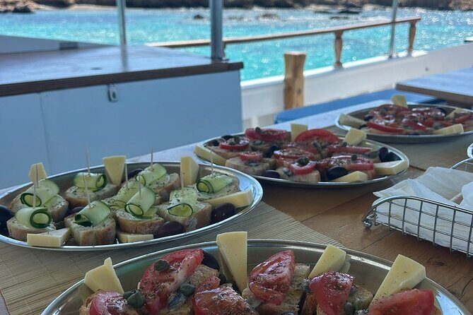 Semi-Private Half Day/Sunset cruise - Who Should Consider This Experience