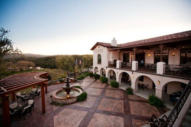 Semi-Private, Modified Hop-On Hop-Off Wine Tasting Tour from Morro and Cayucos - Exploring the Paso Robles Wine Country: A Comprehensive Review