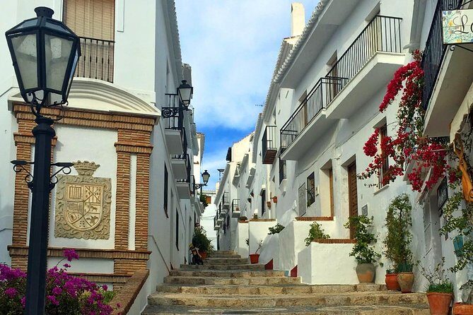 Semi-private Tour to Frigiliana and The Lost Village with lunch included - An Authentic Day in Málaga’s Hidden Gems: Frigiliana and The Lost Village