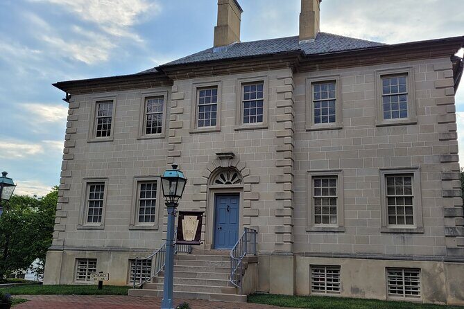 Semi-Private Walking Tour in Old Town Alexandria & Carlyle House - Discover Virginia’s Historic Heart with a Semi-Private Walking Tour in Old Town Alexandria & Carlyle House