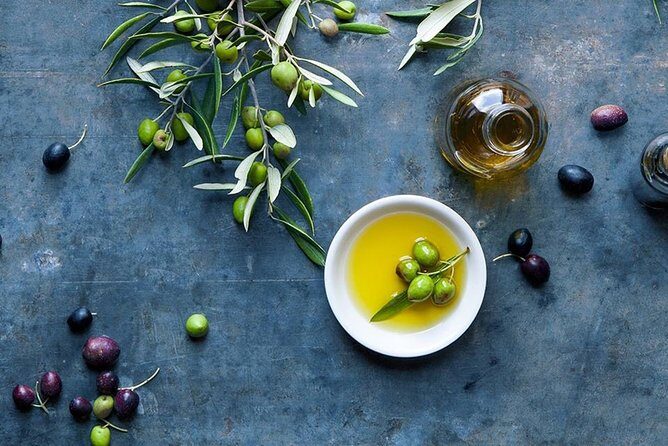 Semi Private Wine and Olive Oil tour (Transfer & Lunch Incl.) - Key Points