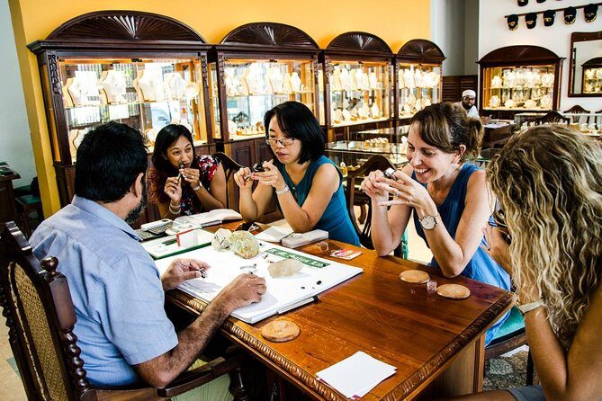 Semiprecious Gemstones Shopping Tour with Hotel pickup and drop-off - Frequently Asked Questions