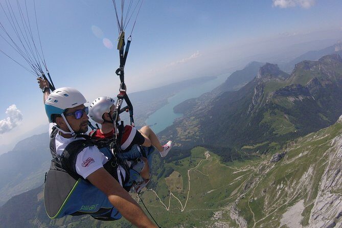 Sensation paragliding flight over the magnificent Lake Annecy - Exploring the Paragliding Adventure: A Complete Review