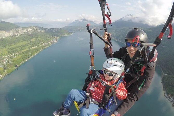 Sensation paragliding flight over the magnificent Lake Annecy - Frequently Asked Questions