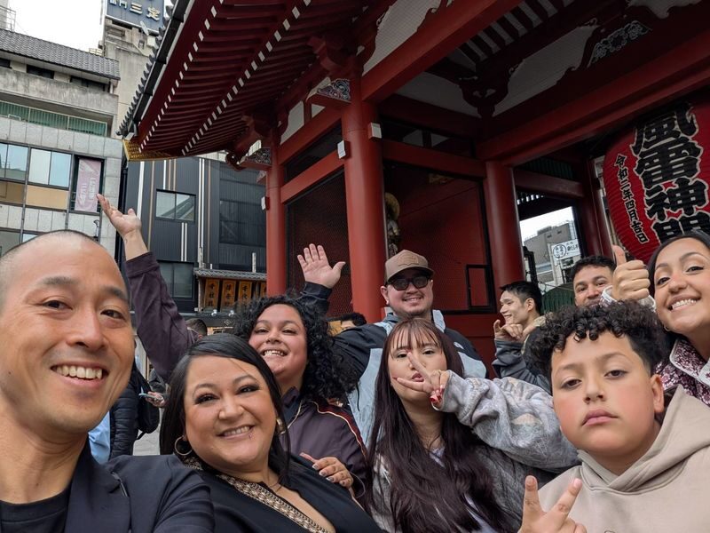 Sensoji Temple & Kappabashi Half-day Cultural & Historical Tour - A guide makes the half-day more useful