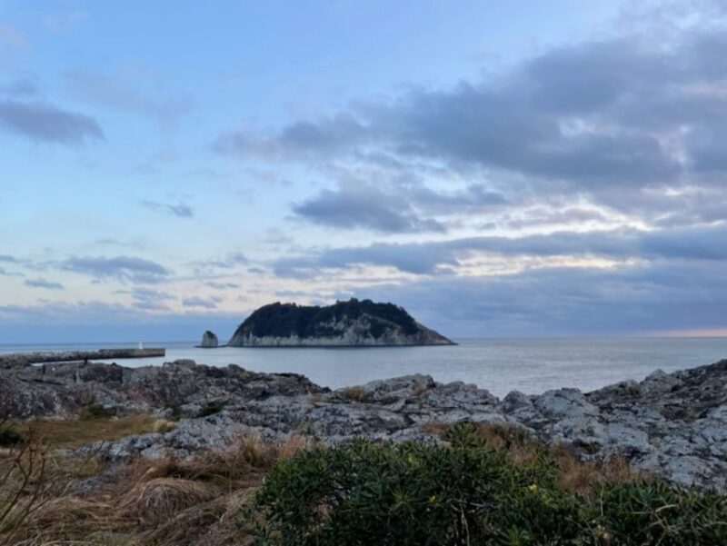 Seogwipo City(in Jeju Island) Walking Tours with Sunset - Exploring Seogwipo on Foot: A Guided Sunset Walk Through Jeju’s Southern Charm