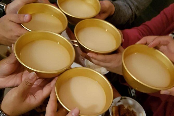 Seoul: Anthony Bourdain-Inspired BBQ and Pub Experience - Key Points