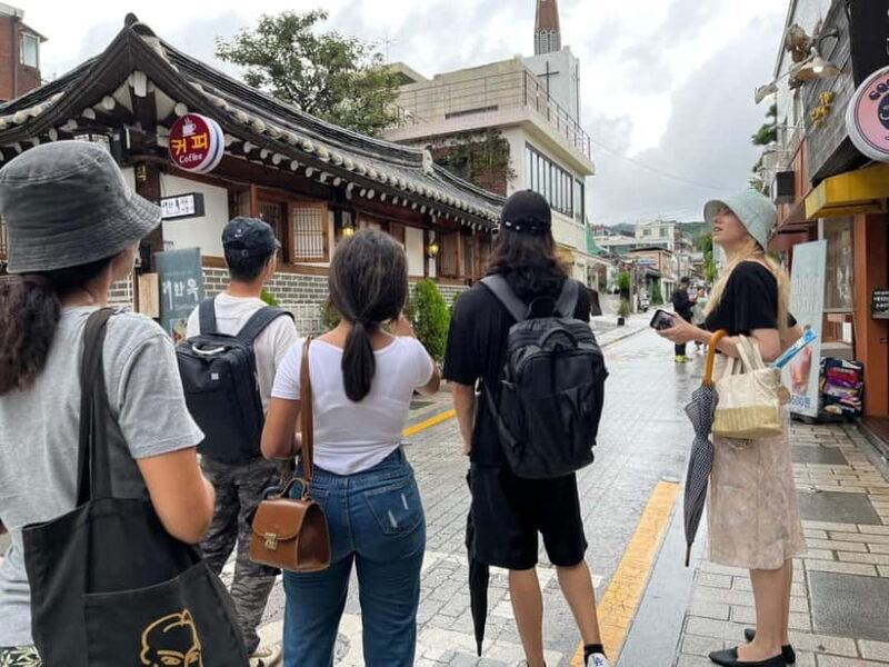 Seoul: Bukchon Hanok Village Walking Tour - Authenticity and Authentic Experiences