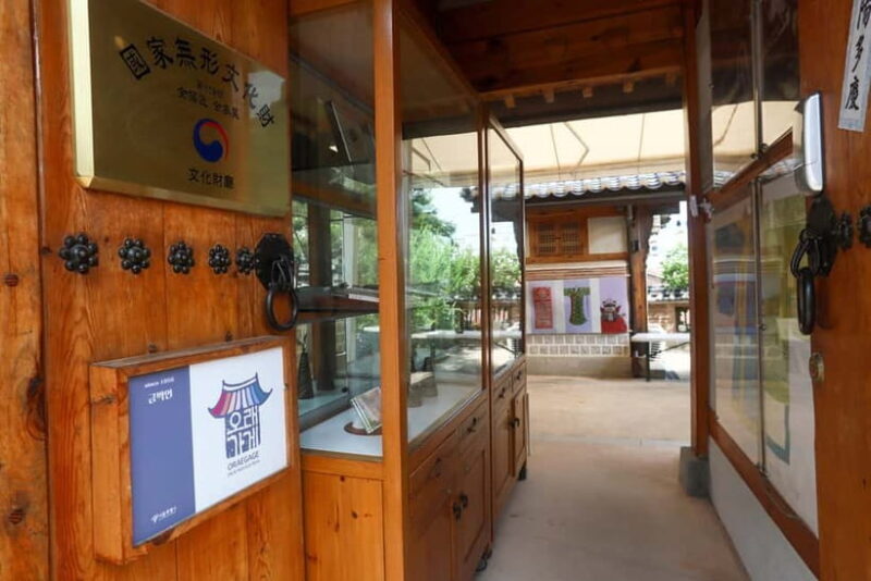 Seoul: Bukchon Hanok Village Walking Tour - Final Thoughts