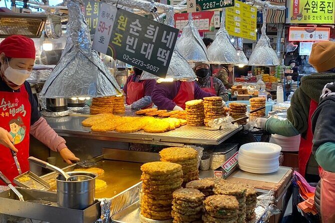 Seoul City Full Day Tour - Changdeok Palace (wearing Hanbok) - Exploring Seoul’s Artistic and Spiritual Sides
