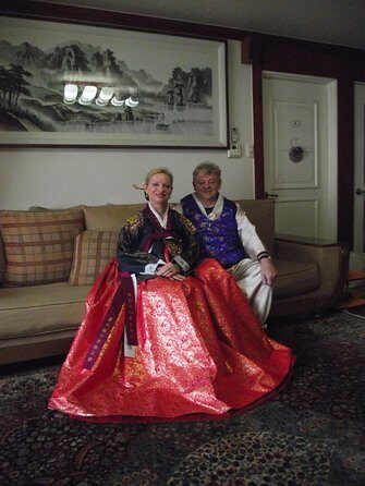 Seoul Cultural Tour - Kimchi Making, Gyeongbok palace with Hanbok - Exploring Seoul’s Cultural Heart: Kimchi, Hanbok, and History