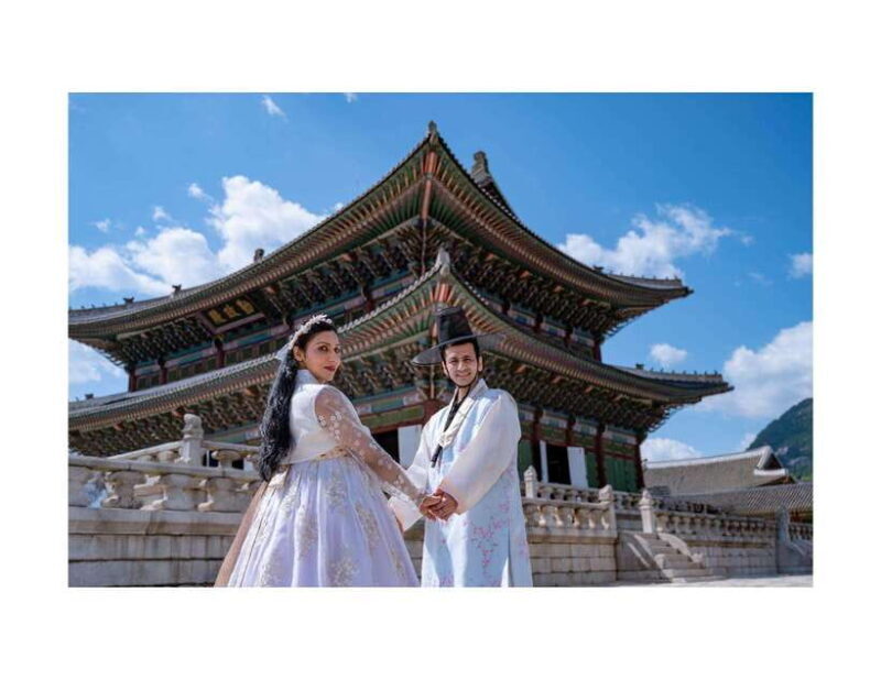 Seoul: (English Speaker) Palace Exclusive Family Photoshoot - Cost and Value