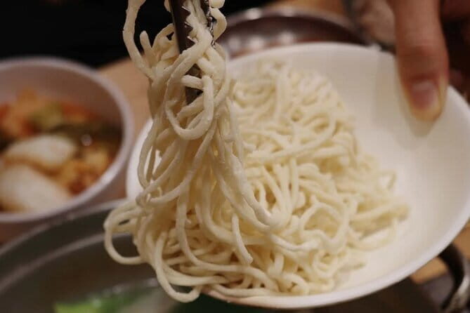 Seoul Food: Banchan, Bibimbap, and Beyond - An Authentic Taste of Seoul: Banchan, Bibimbap, and Beyond