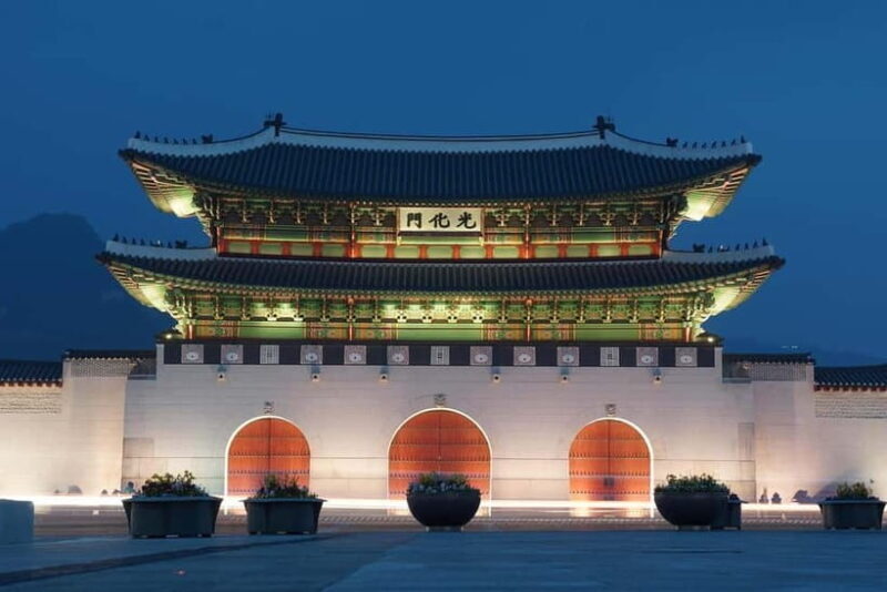 Seoul: Guided Korean Monster Tour at Gyeongbok Palace - Key Points