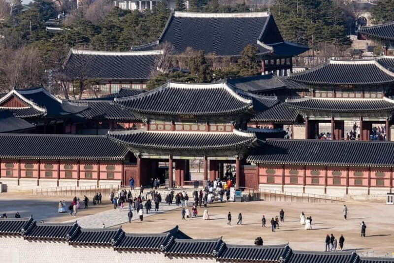 Seoul: Guided Korean Monster Tour at Gyeongbok Palace - Breaking Down the Itinerary and Highlights