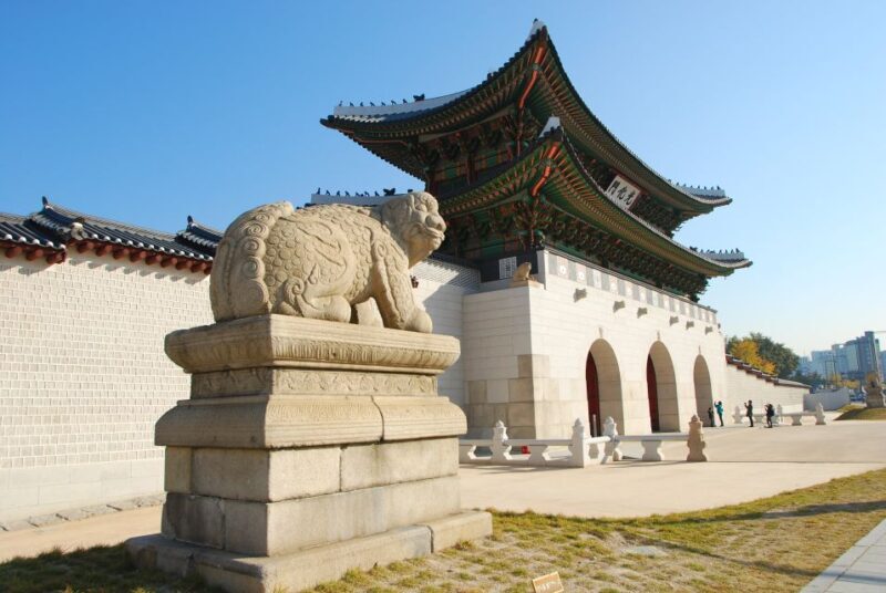 Seoul: Gyeongbok Palace, Bukchon Village, and Gwangjang Tour - A Practical, Authentic Look at Seoul’s Top Sights