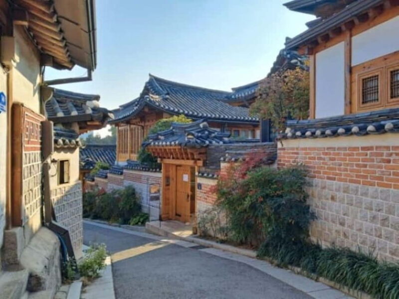 Seoul: Gyeongbokgung, Lotte Tower & Gangnam Trendy Day Tour - Who Will Enjoy This Tour?