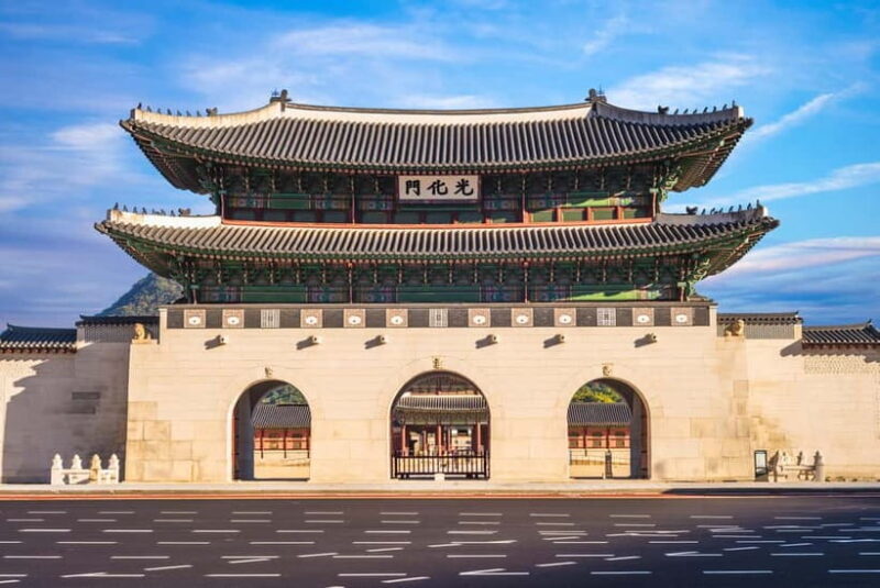 Seoul: Gyeongbokgung Palace Half Day Tour - Key Points