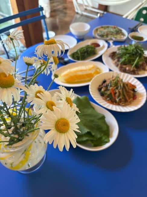 Seoul: Home-Cooked Meal, Dessert Making Naksan, & Park Walk - Discover Seoul Through Its Flavors, Art, and Views