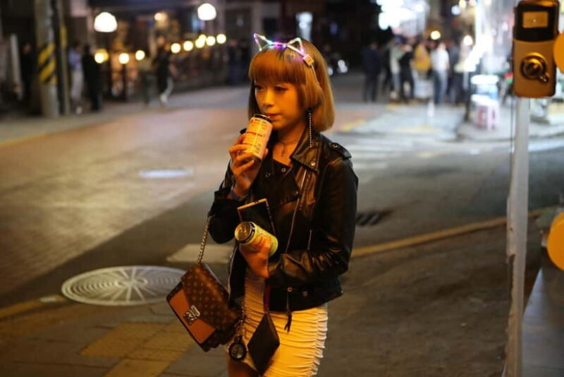 Seoul: LGBTQ+ Pub Crawl and Drag Show with Local Drag Queen - An Insightful Look at Seoul’s Nightlife Scene