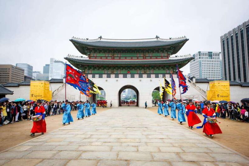 Seoul: Max Out Must Visit City Highlights Panoramic Day Tour - Key Points