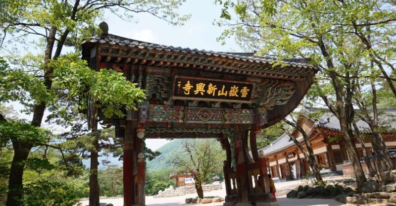Seoul: Mt Seorak Hike with Naksansa Temple or Nami Island - Who Will Love This Tour?