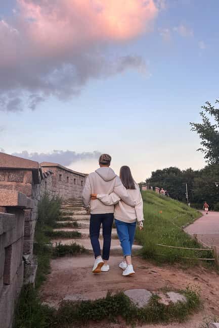 Seoul Night Tour: Naksan Park & Hidden Jems - Experience Seoul After Dark: Naksan Park & Hidden Gems Night Tour