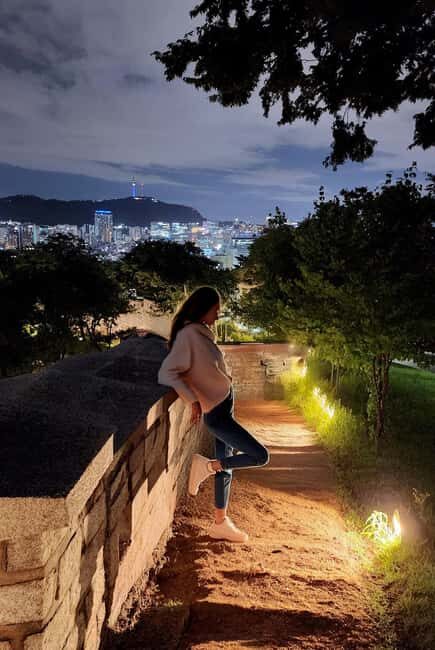 Seoul Night Tour: Naksan Park & Hidden Jems - Key Points
