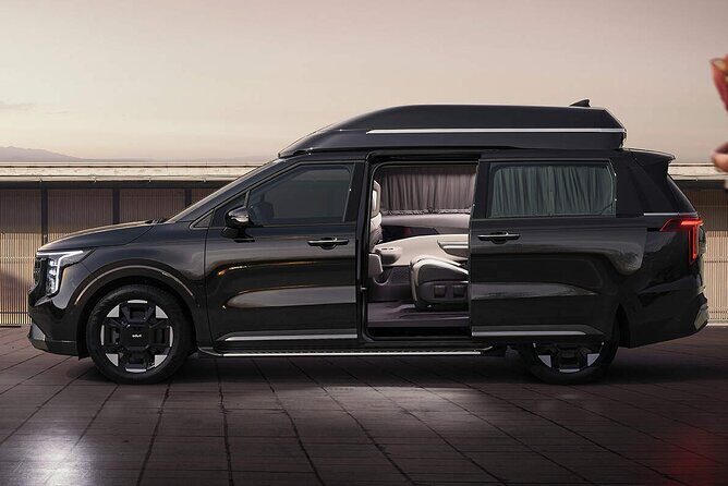 Seoul Private Car & Driver 9h Custom Day with Pickup - Key Points