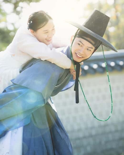 Seoul: Professional Hanbok Photography at Gyeongbok Palace - Key Points