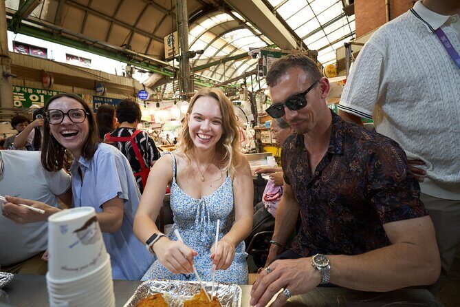 Seoul Royal Palace,Bukchon Hanok Village & Gwangjang Market Feast - Discover Seoul’s Royal Palaces, Hanok Village & Market Feast