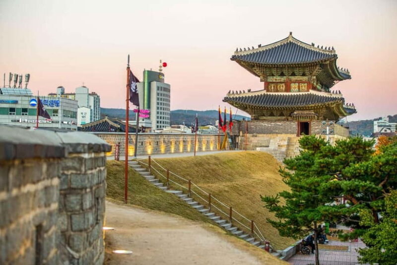 Seoul : Suwon Hwaseong Fortress+Starfield Library+Waujeongsa - Who Will Love This Tour?
