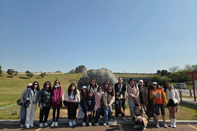 Seoul: Suwon Hwaseong & Waujeongsa & Starfield Heritage Tour - Authentic Reviews and Insights